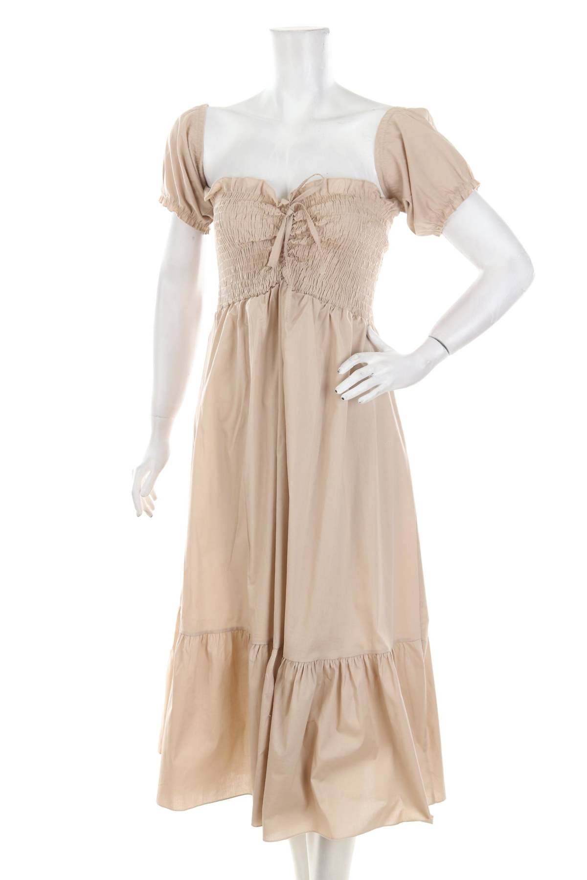 Рокля Boohoo1