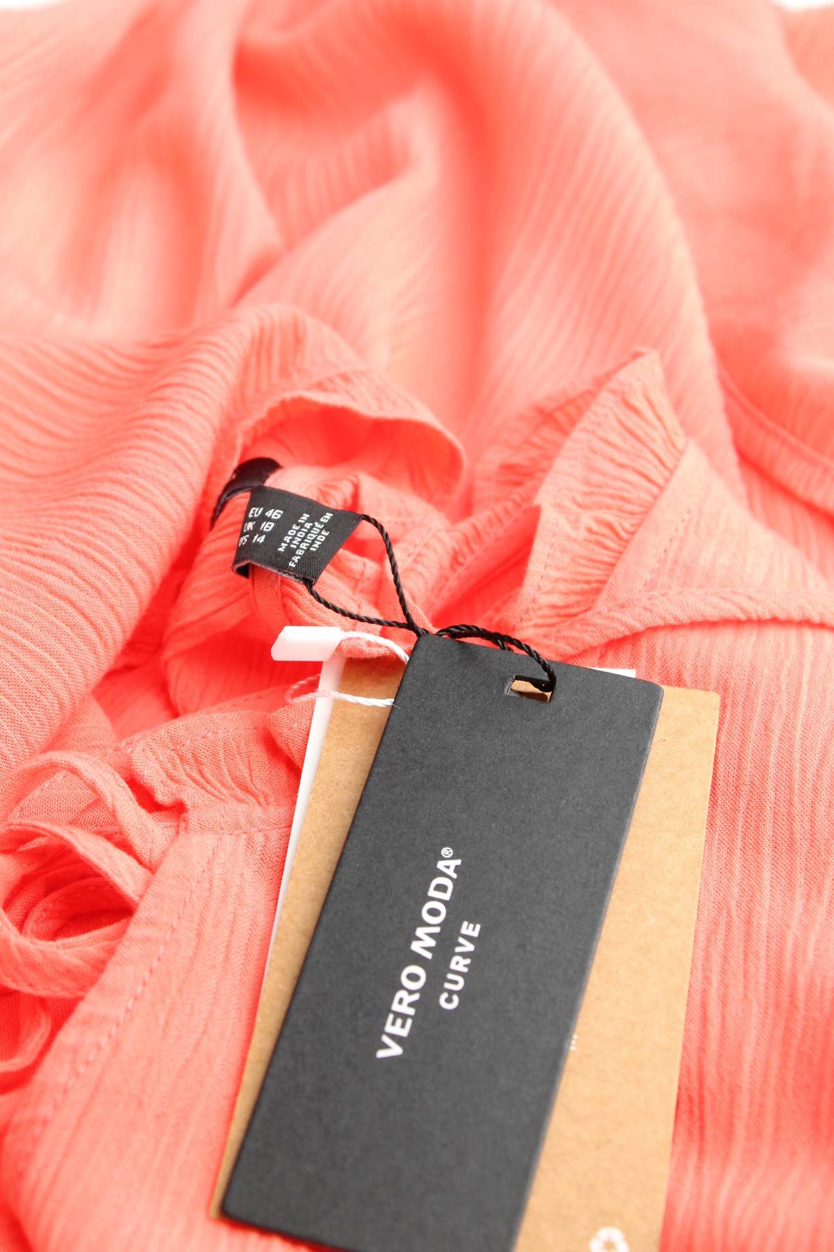 Γυναικείο αμάνικο Vero Moda3