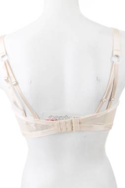 Σουτιέν Hunkemoller2