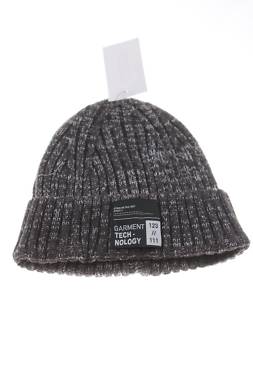 Детска шапка V by Very1