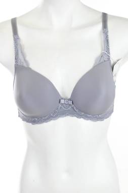 Σουτιέν Triumph1