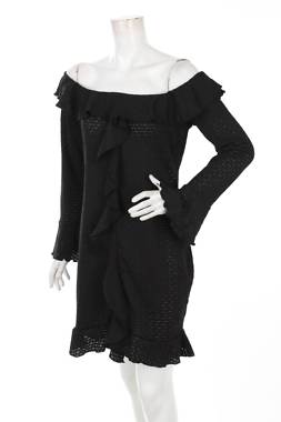 Рокля Boohoo1