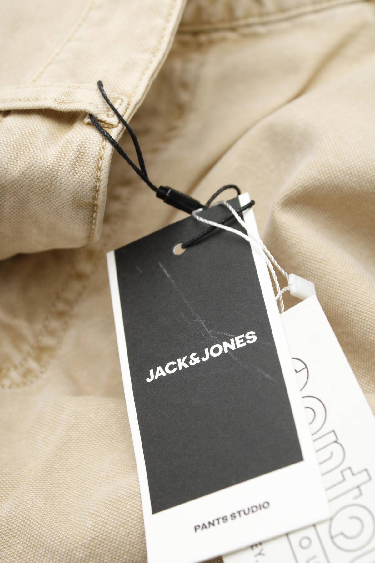 Ανδρικό σορτσάκι Jack & Jones3