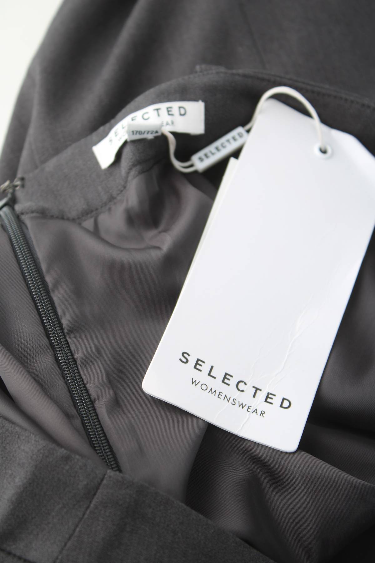 Пола Selected3