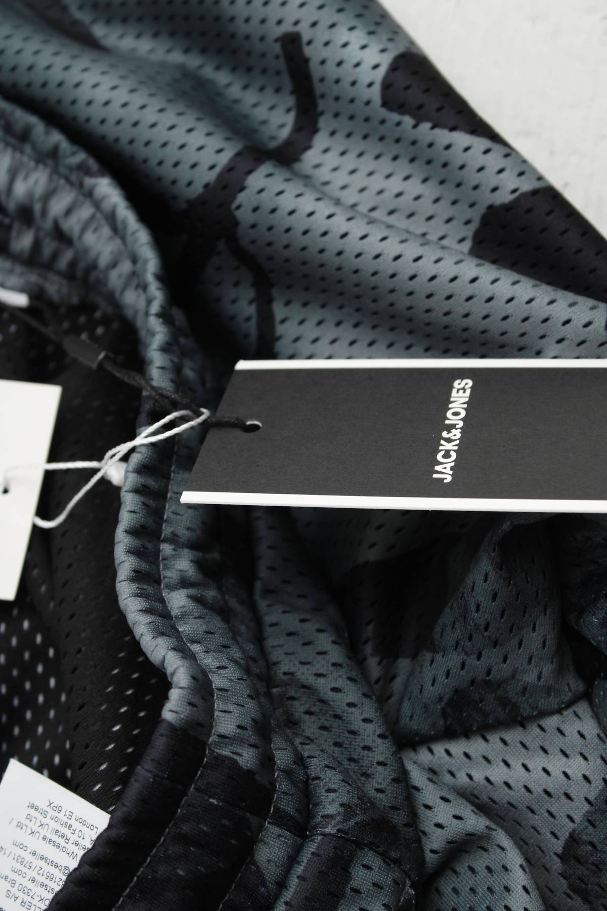 Ανδρικό σορτσάκι Jack & Jones3