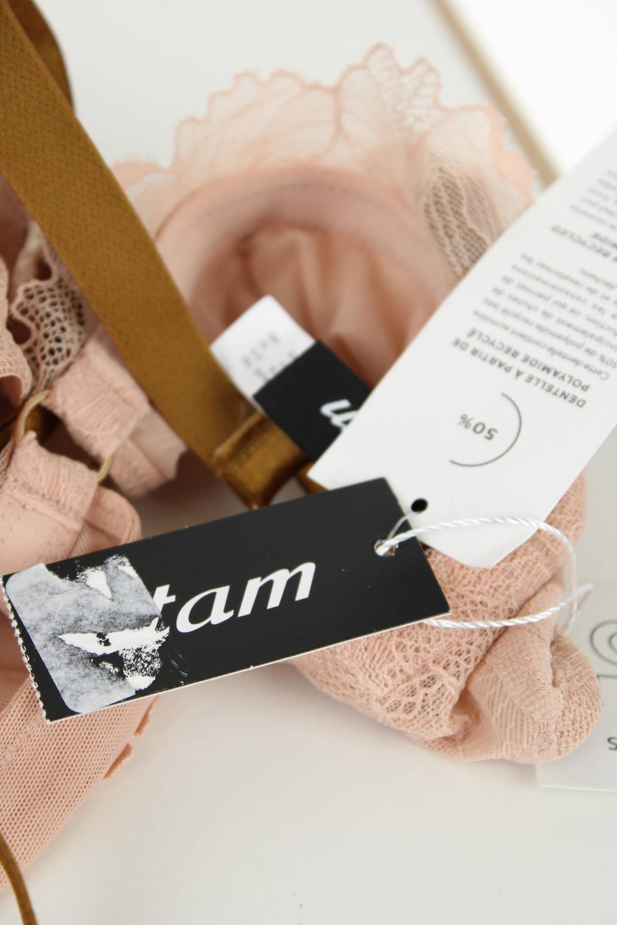 Сутиен Etam3 - Contour.bg Сутиен Etam3