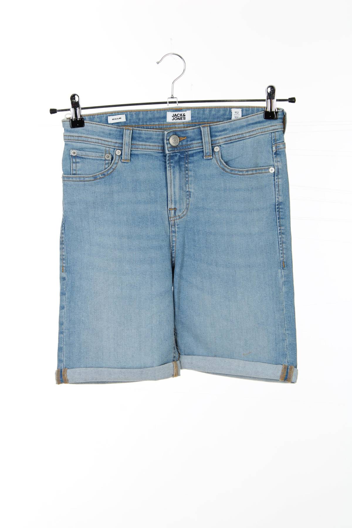 Τζιν σορτσάκια Jack & Jones1