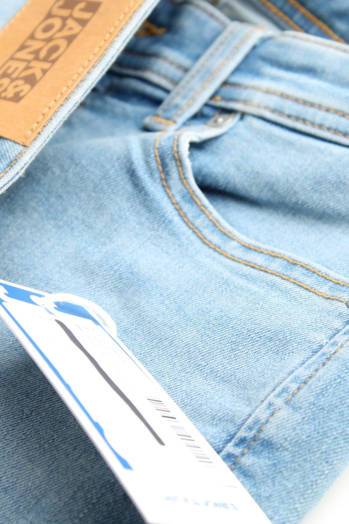 Τζιν σορτσάκια Jack & Jones3