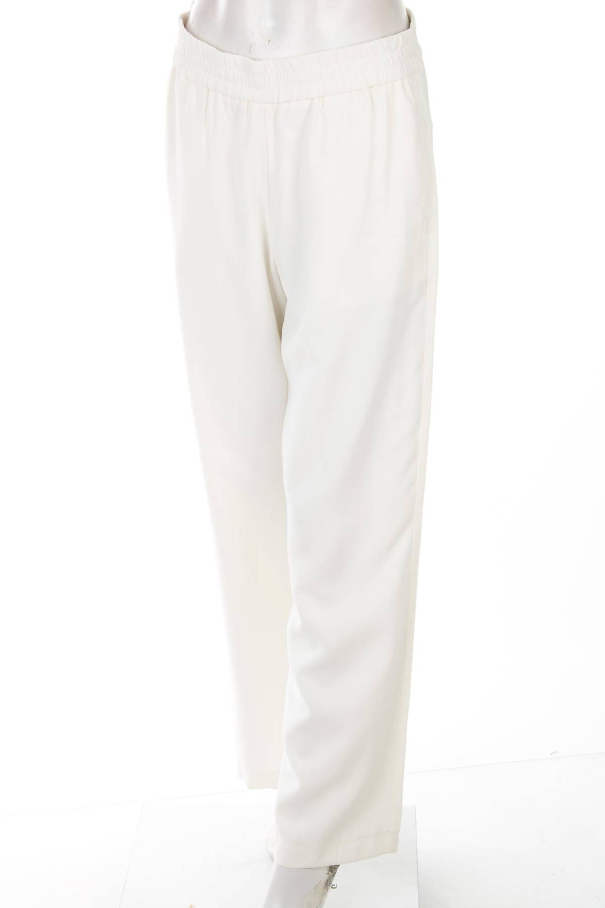 Дамски панталон Vero Moda1