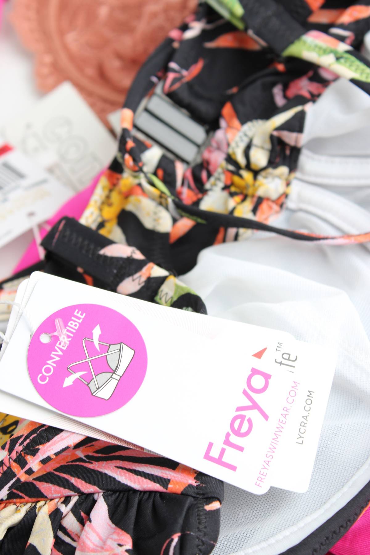 Бански горнище Freya3