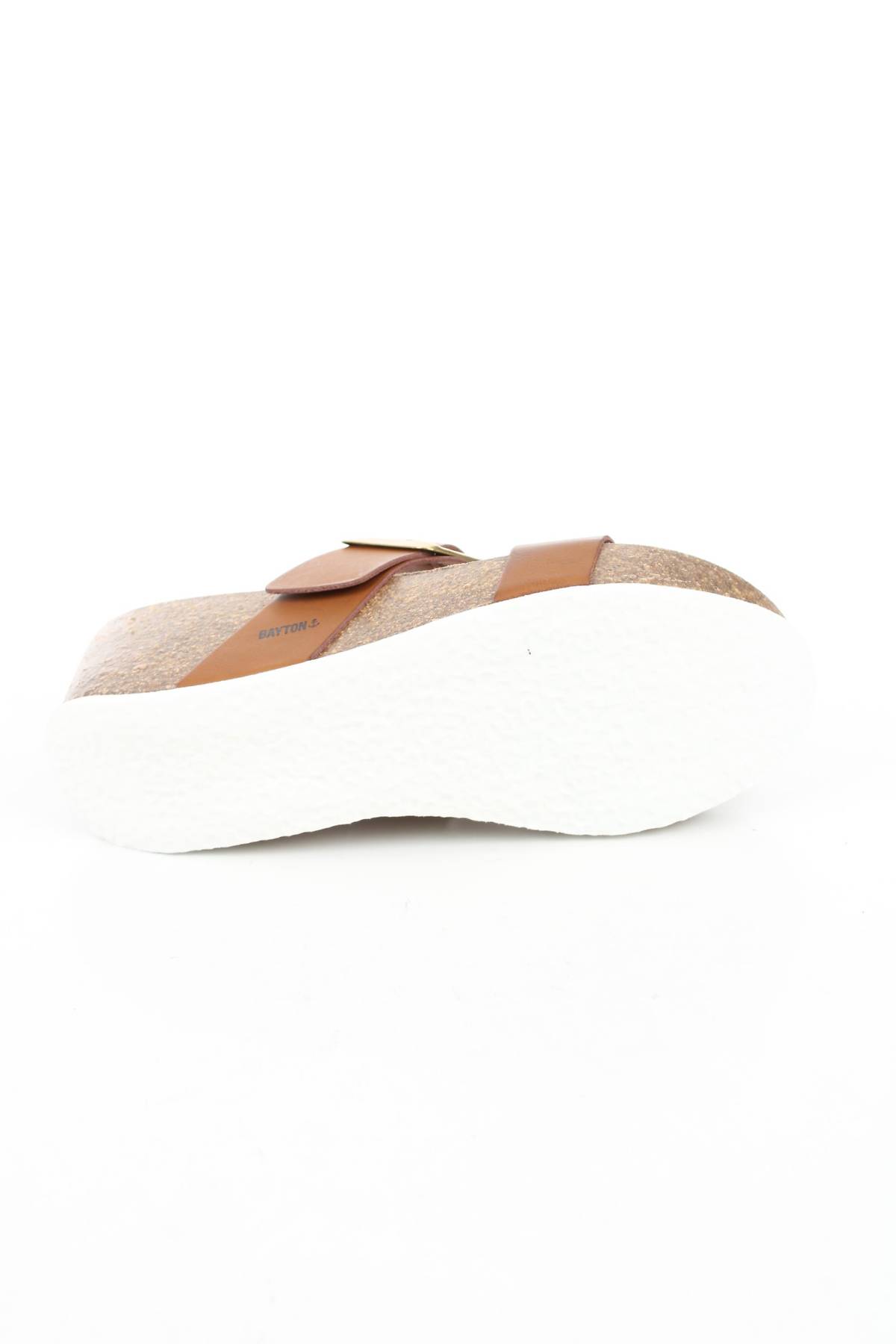 Чехли Bayton4 - Contour.bg Чехли Bayton4