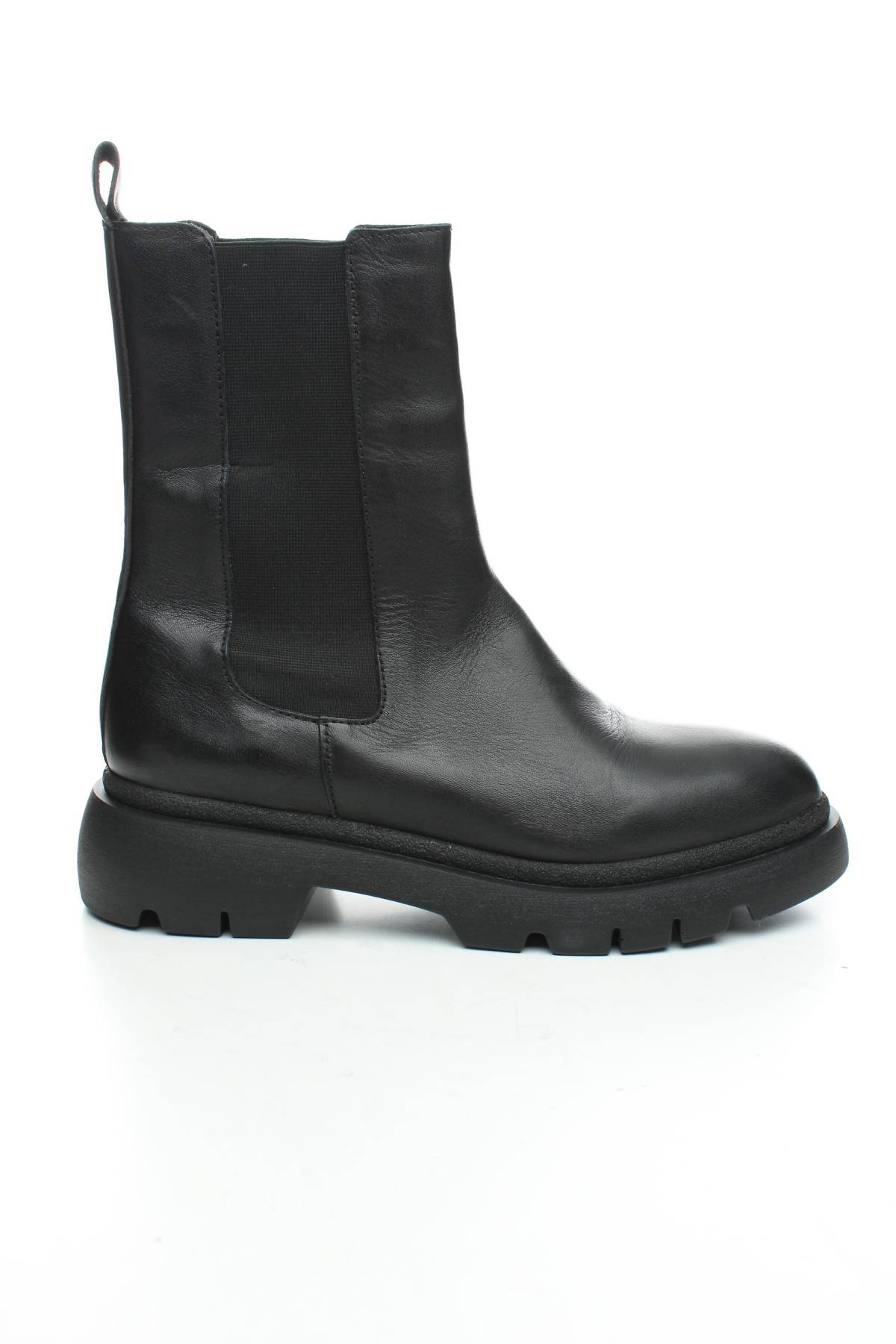 Дамски боти Inuovo1