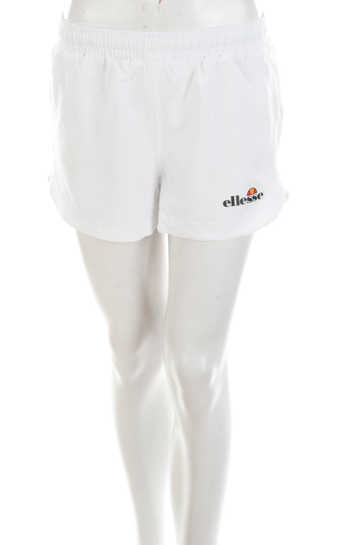 Дамски шорти Ellesse1