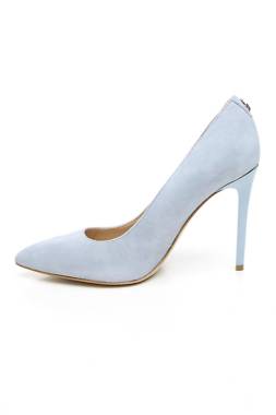 Γυναικεία παπούτσια Guess2 - Contourshop.gr Γυναικεία παπούτσια Guess2