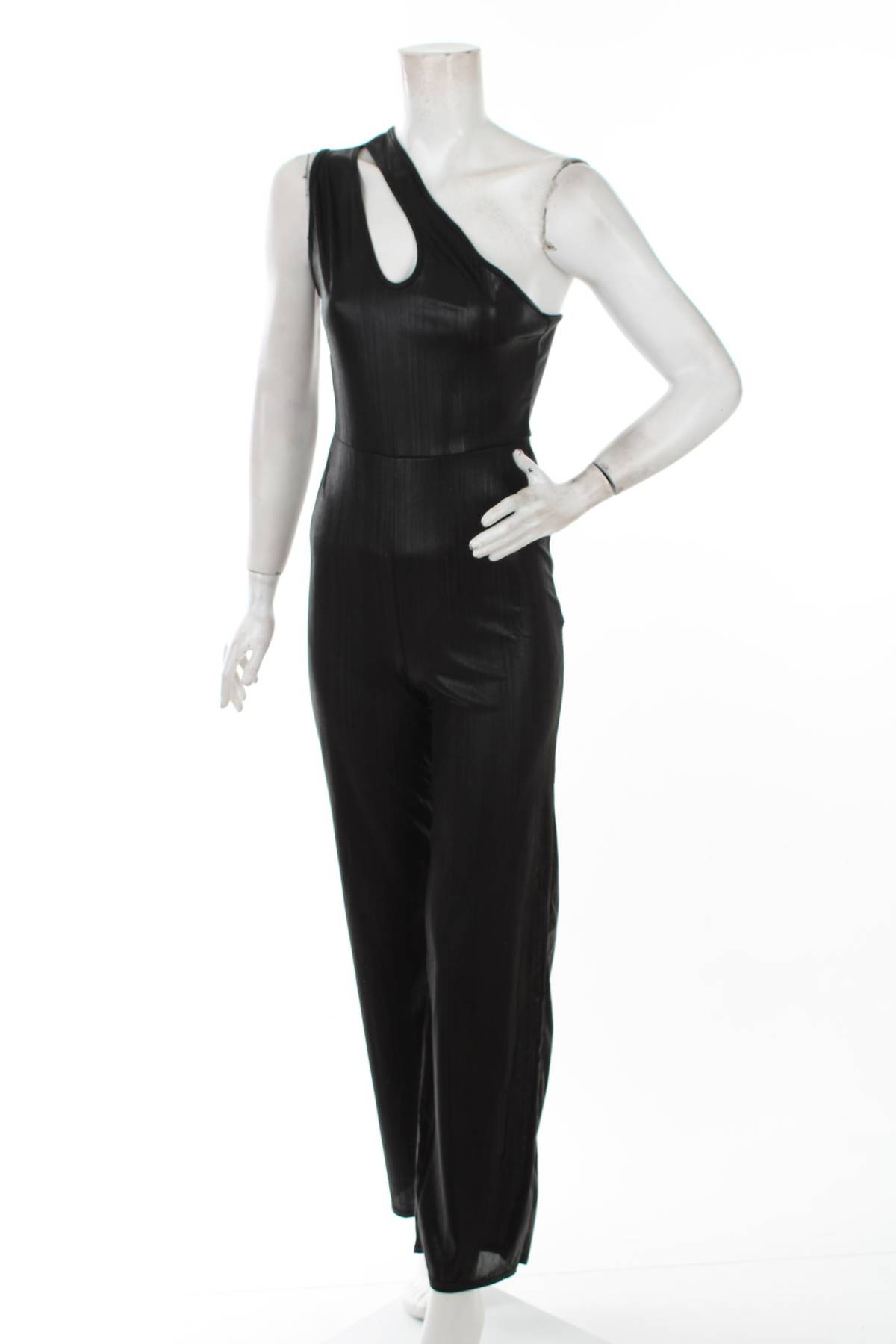 Дамски гащеризон Boohoo1 - Contour.bg Дамски гащеризон Boohoo1