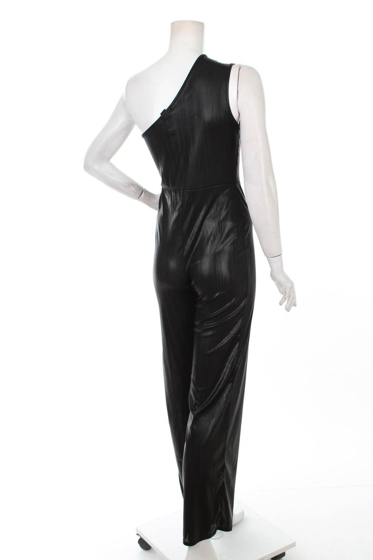 Дамски гащеризон Boohoo2 - Contour.bg Дамски гащеризон Boohoo2