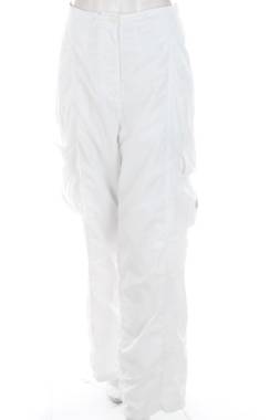 Γυναικείο παντελόνι Calvin Klein Jeans1 - Contourshop.gr Γυναικείο παντελόνι Calvin Klein Jeans1