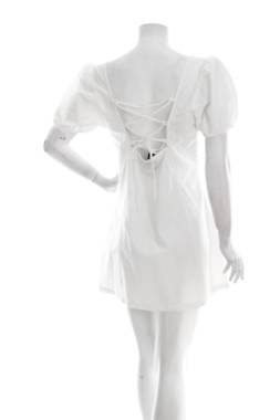 Φορέματα Boohoo2