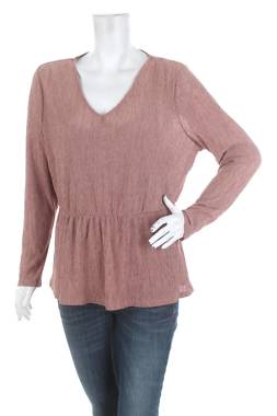 Дамска блуза About You1