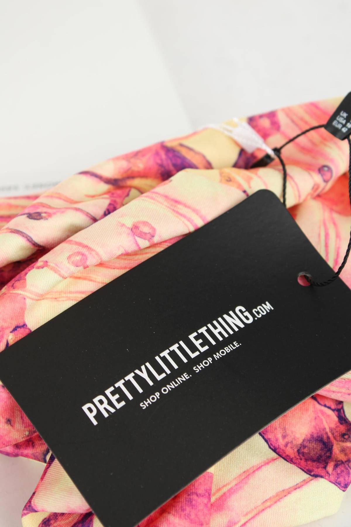 Бански горнище Pretty Little Thing3 - Contour.bg Бански горнище Pretty Little Thing3