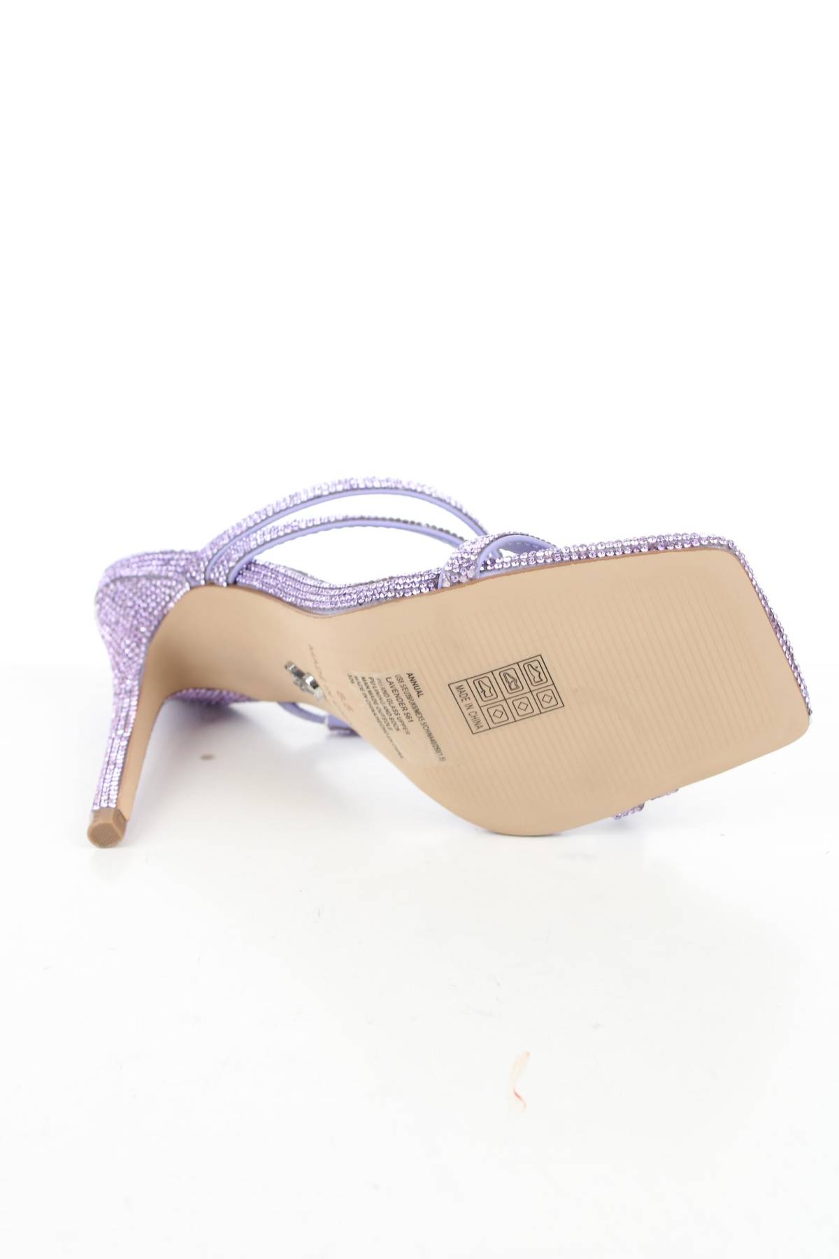 Πέδιλα Steve Madden4 - Contourshop.gr Πέδιλα Steve Madden4