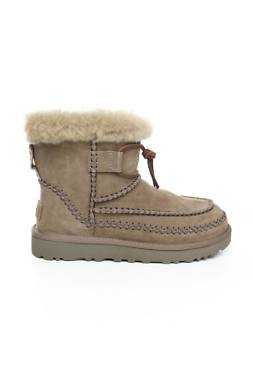 Дамски боти UGG Australia1