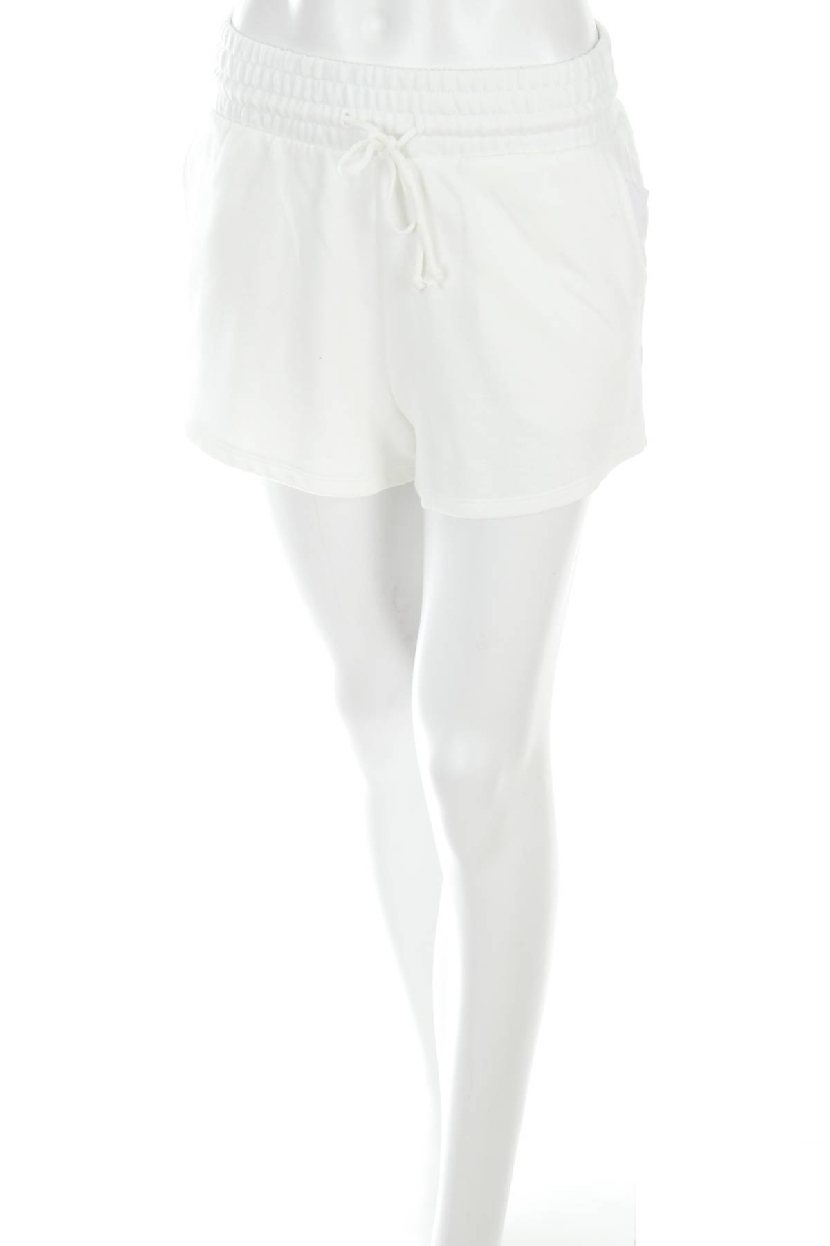 Дамски къс панталон Gap1