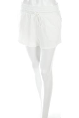 Дамски къс панталон Gap1