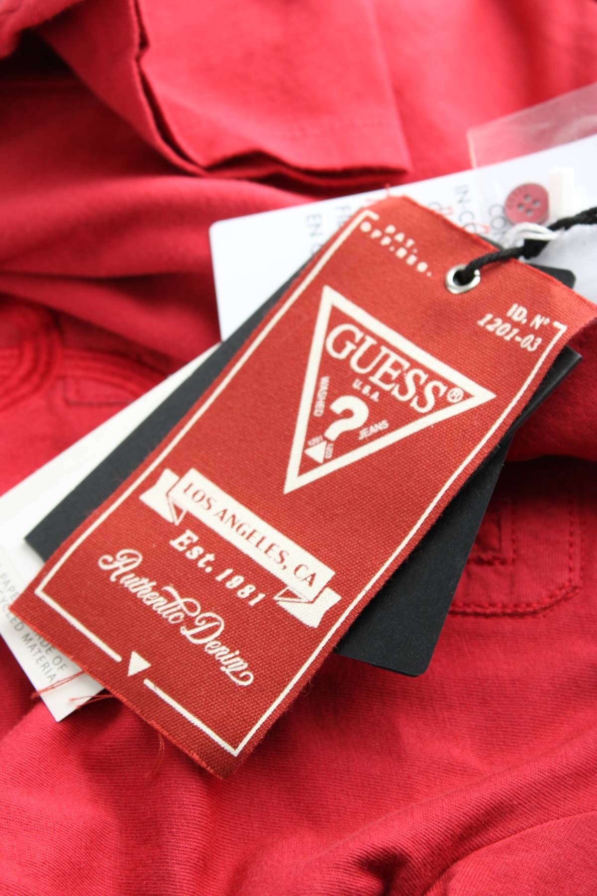 Детска тениска Guess3