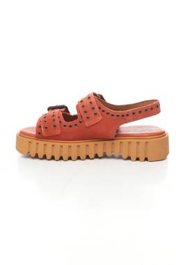 Σανδάλια Kickers2