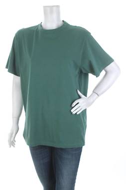 Дамска тениска About You1