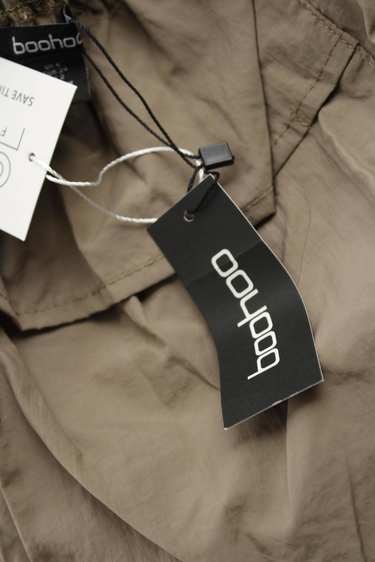 Дамски къс панталон Boohoo3