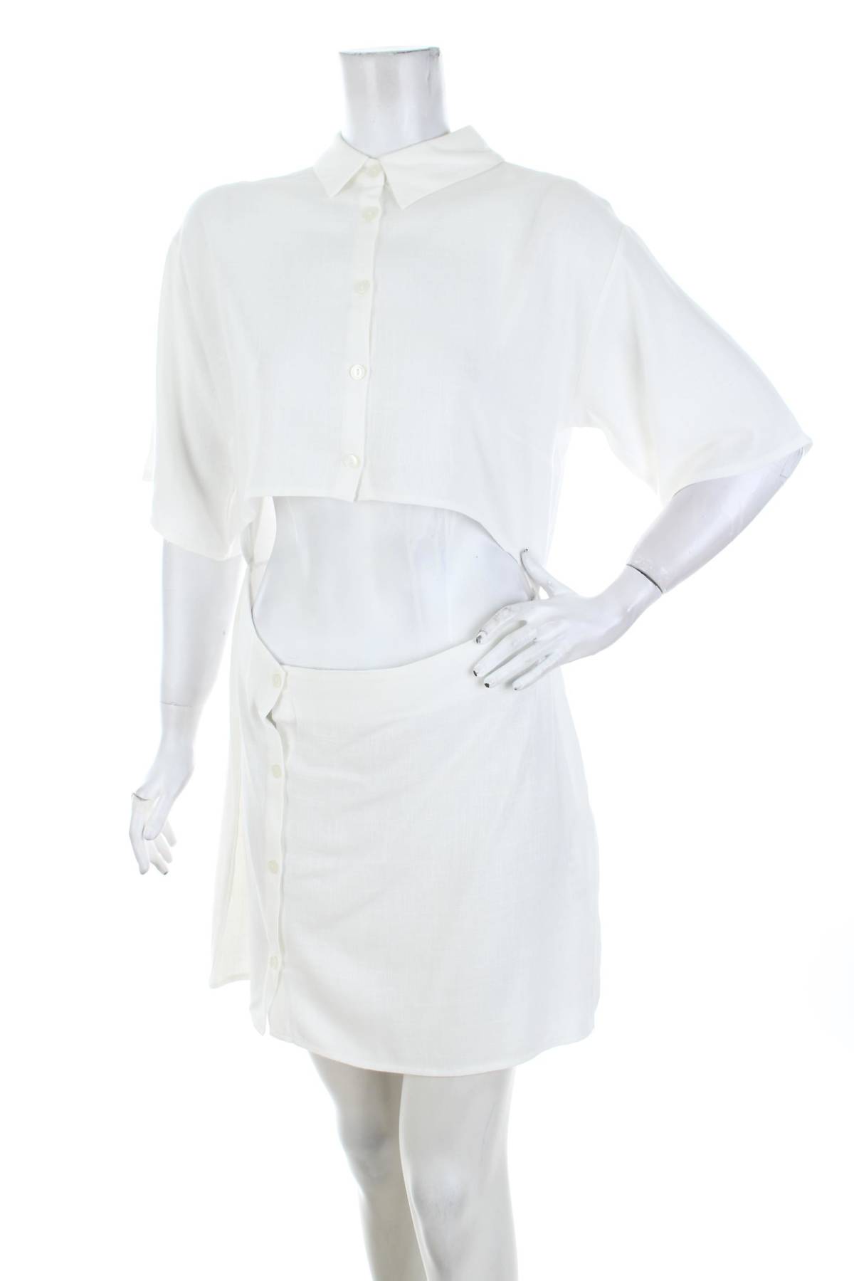 Рокля Boohoo1 - Contour.bg Рокля Boohoo1