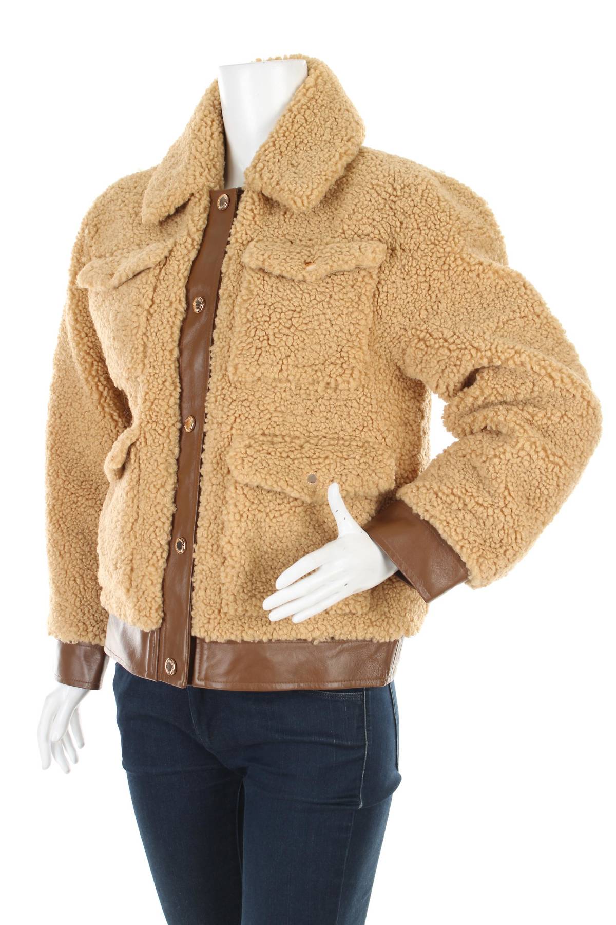 Дамско яке Sandro1