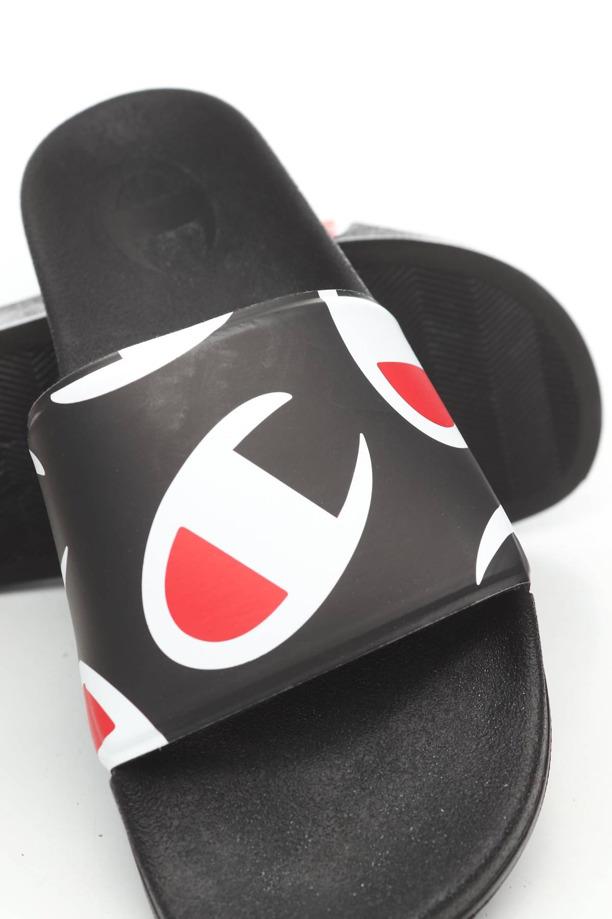 Чехли Champion5 - Contour.bg Чехли Champion5