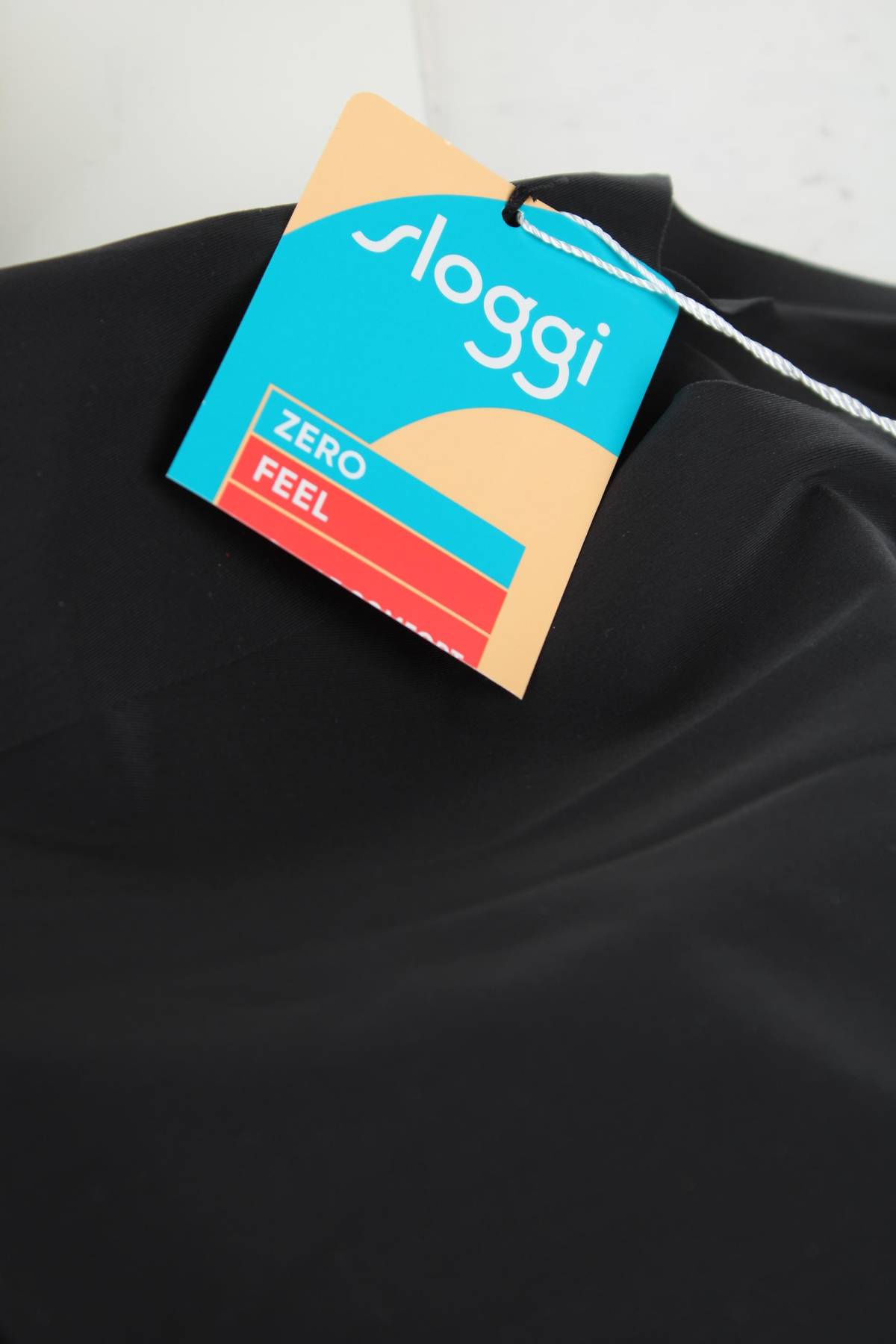 Αθλητικό σουτιέν Sloggi3 - Contourshop.gr Αθλητικό σουτιέν Sloggi3