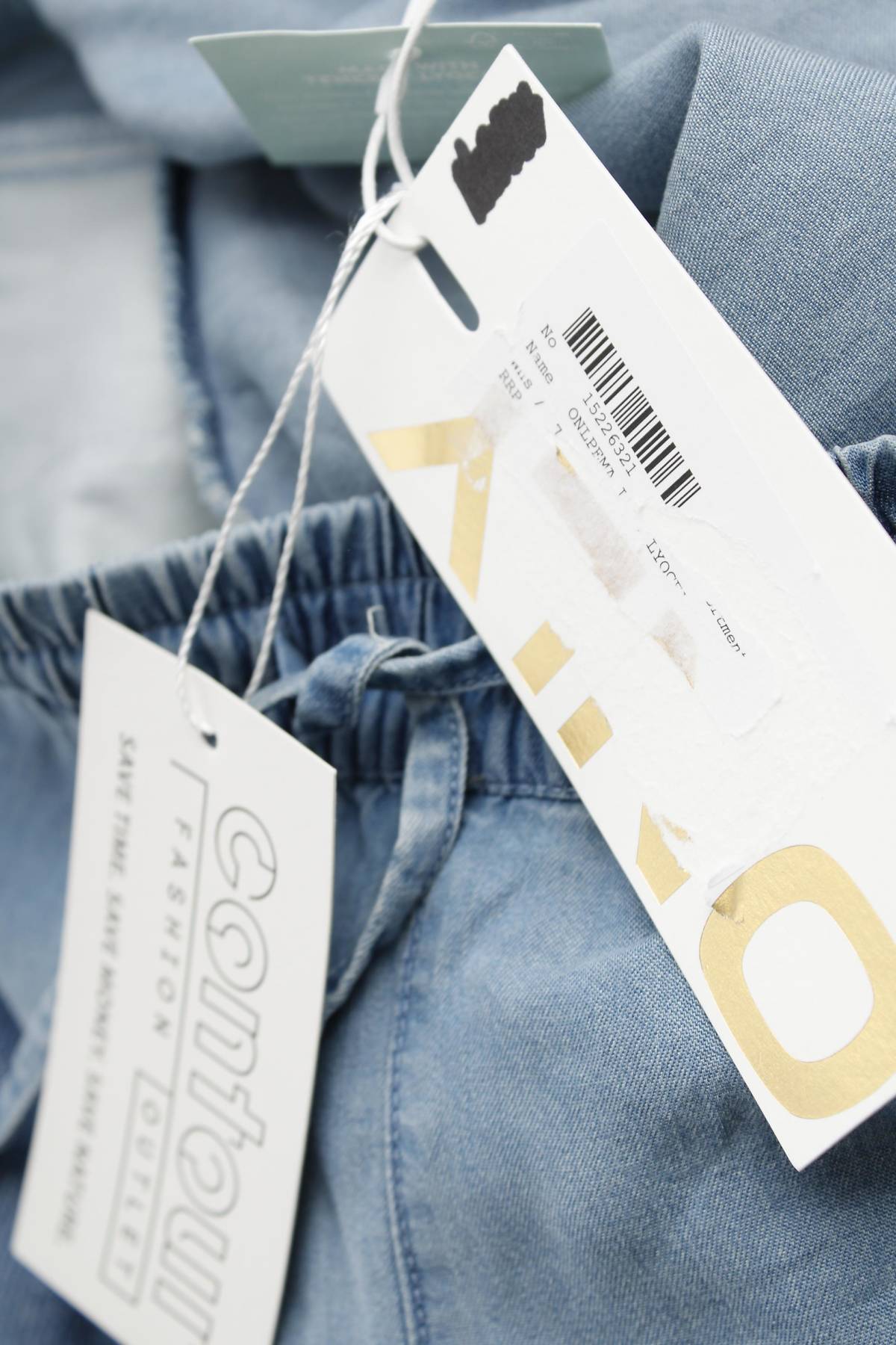 Дамски къс панталон Only3