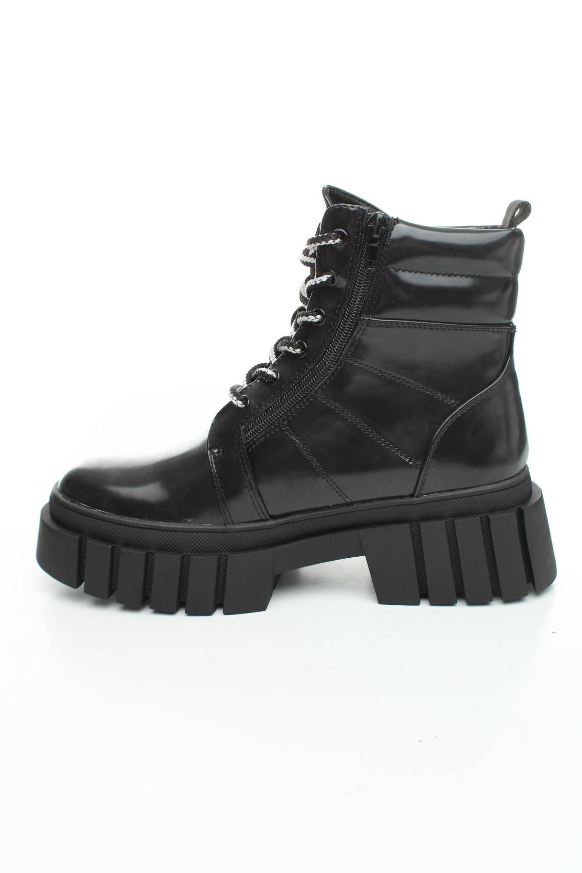 Γυναικεία μποτάκια Steve Madden2