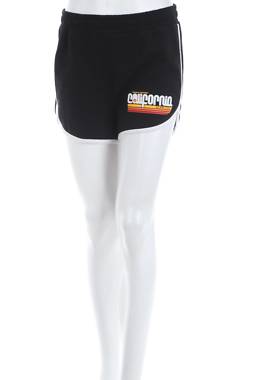 Дамски къс спортен панталон Superdry1