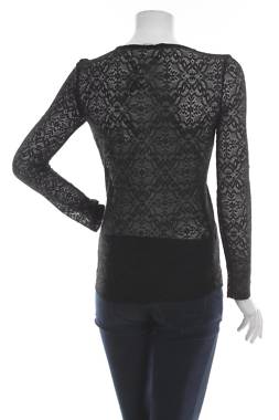 Дамска блуза Guess2