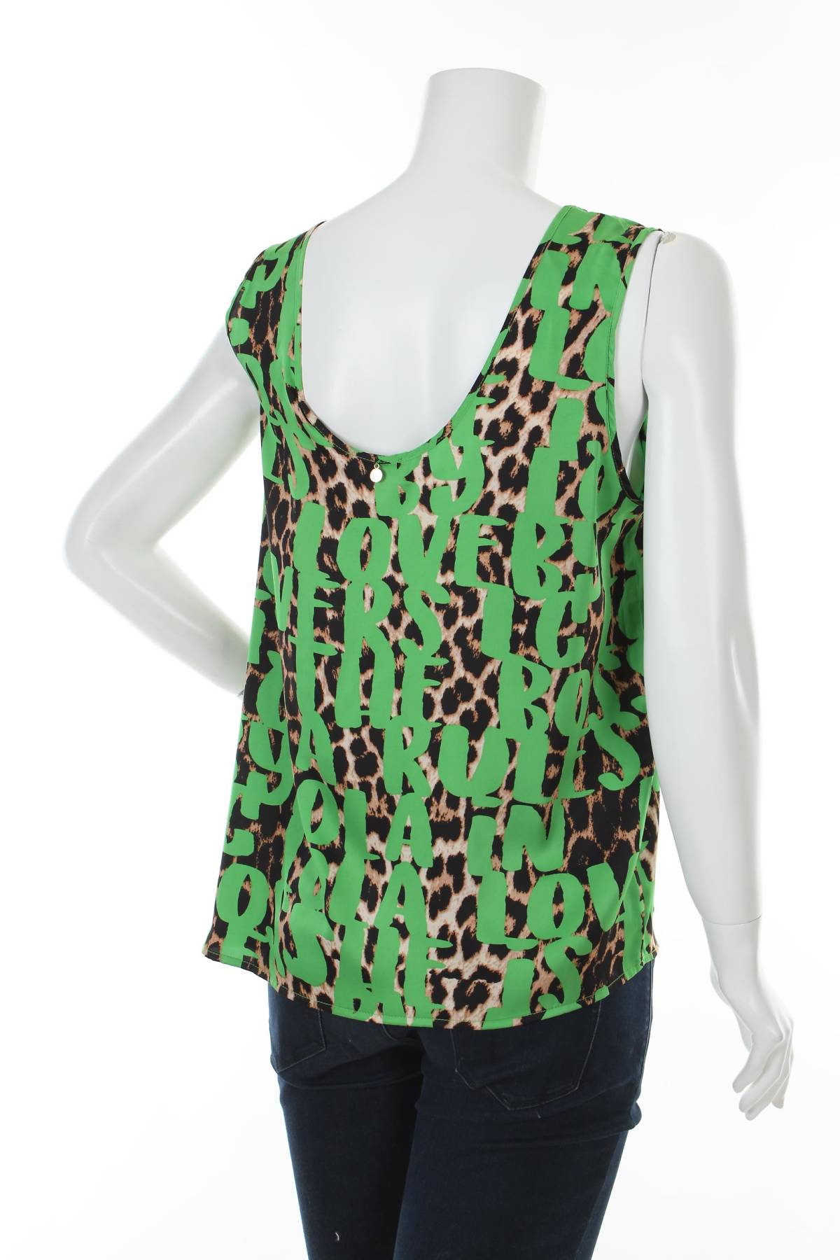 Γυναικείο αμάνικο Lola Casademunt2