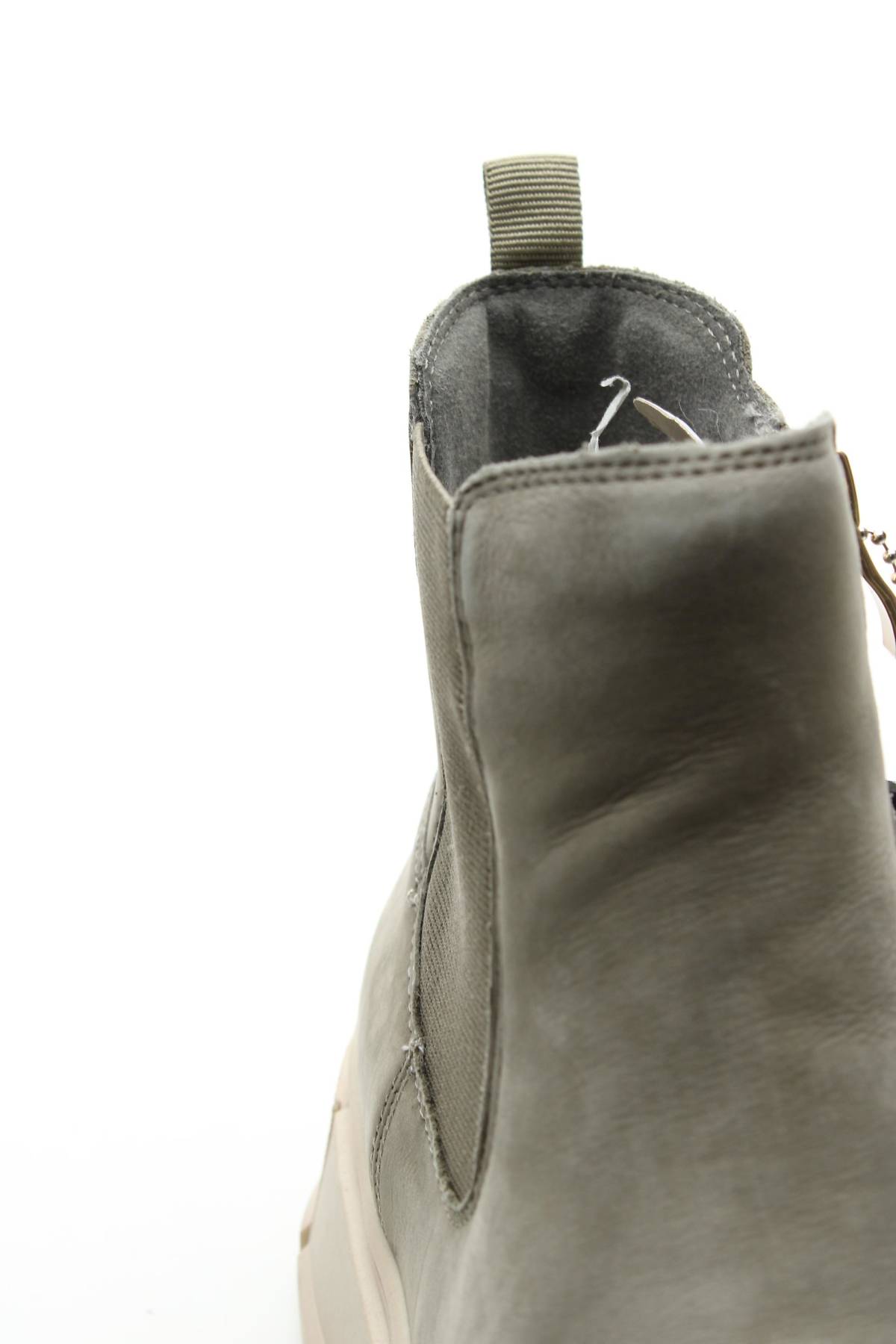 Дамски боти Caprice5