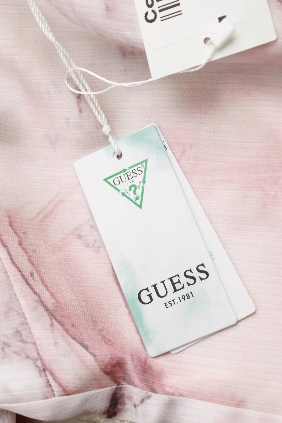 Дамска блуза Guess3 - Contour.bg Дамска блуза Guess3
