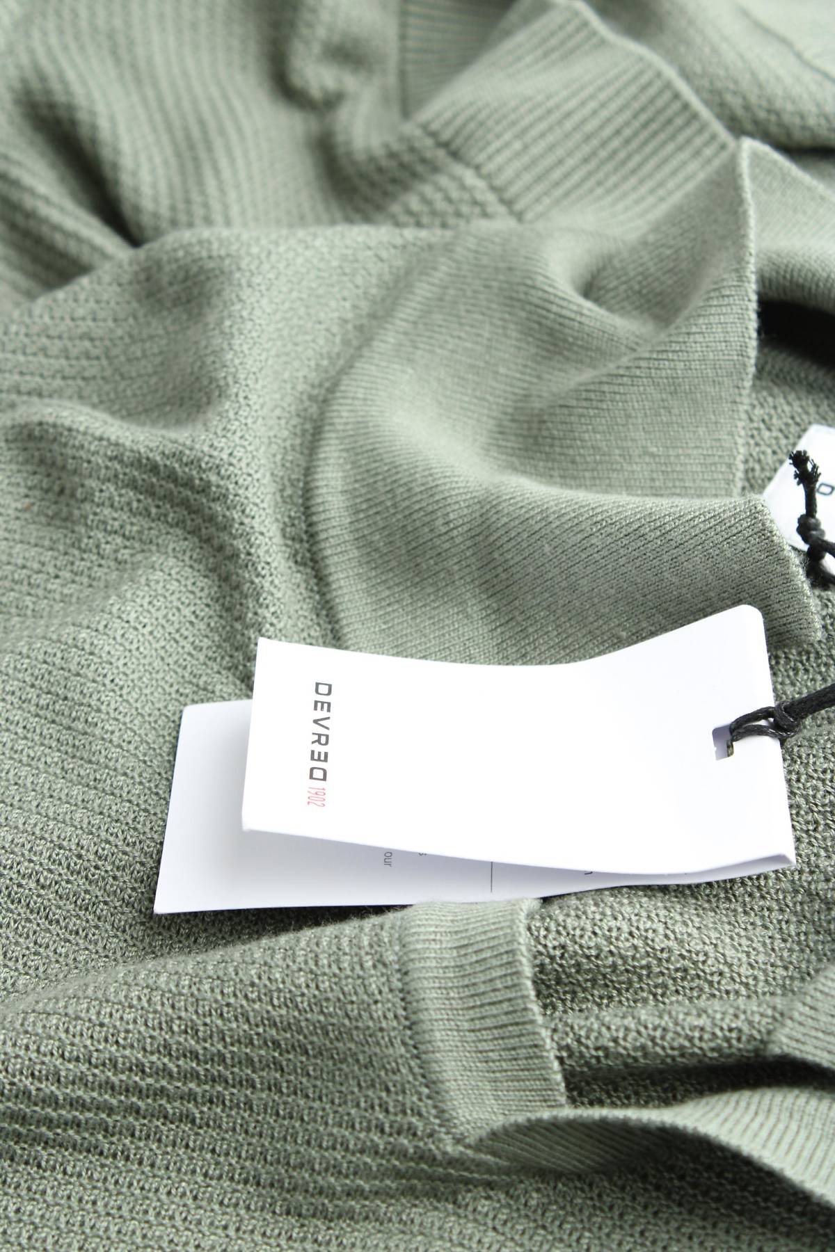 Мъжки пуловер Devred3