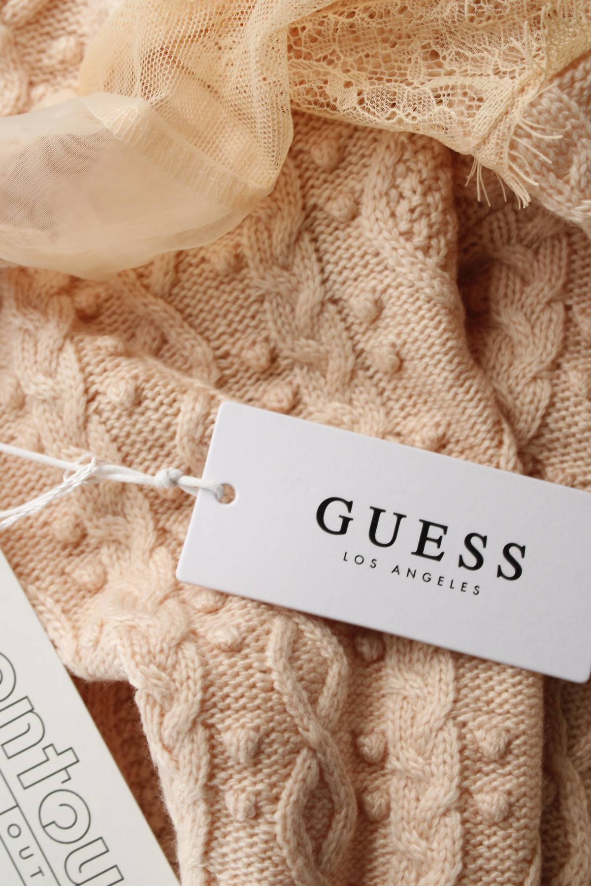 Γυναικείο πουλόβερ Guess3 - Contourshop.gr Γυναικείο πουλόβερ Guess3