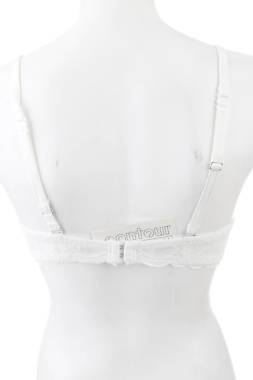 Сутиен Hunkemoller2