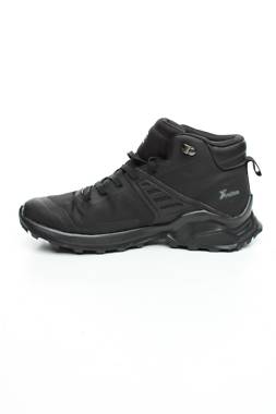 Туристически обувки Salomon2
