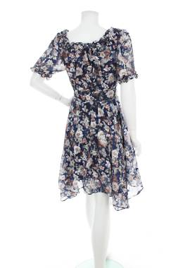 Рокля Vero Moda Classic2
