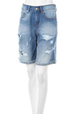 Дамски къси дънки United Colors Of Benetton1 - Contour.bg Дамски къси дънки United Colors Of Benetton1