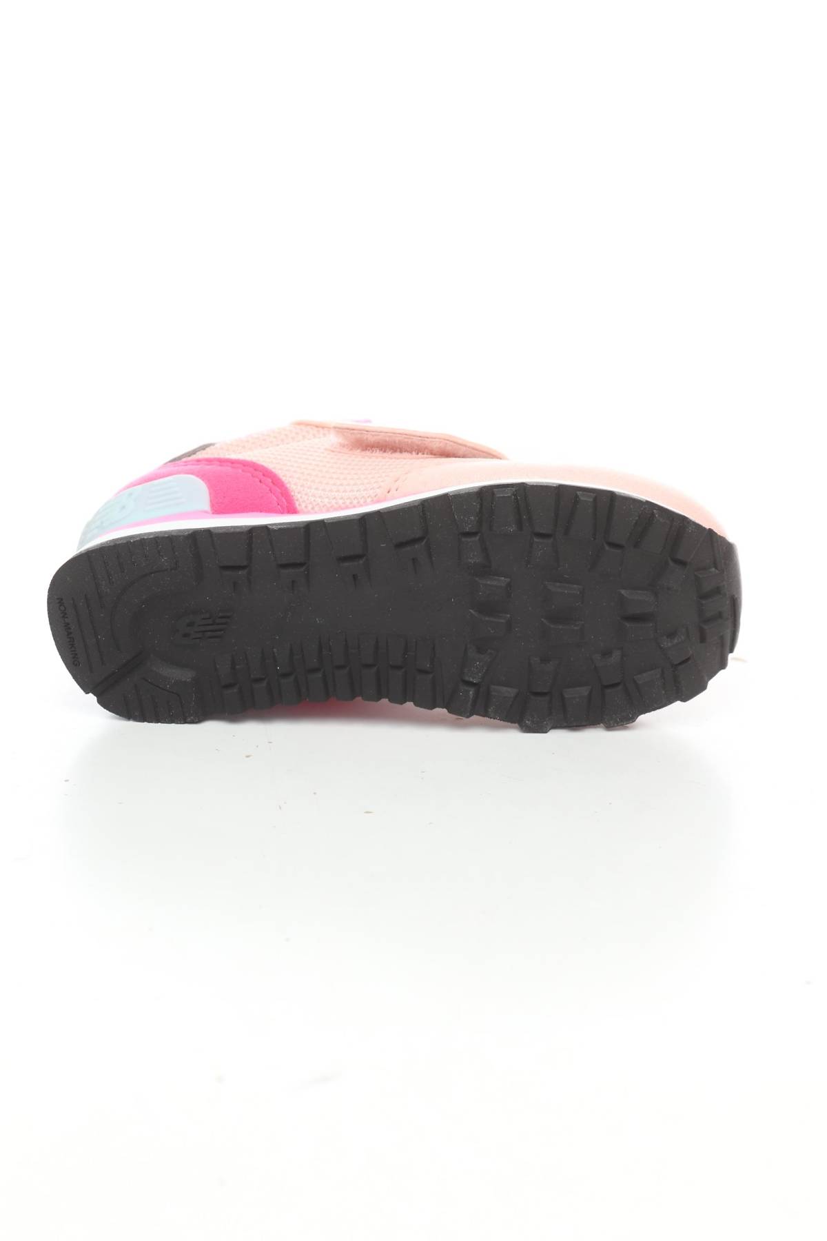 Детски маратонки New Balance4 - Contour.bg Детски маратонки New Balance4